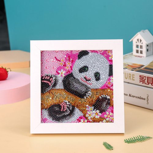 Panda gyémántszemes kirakó gyerekeknek kerettel