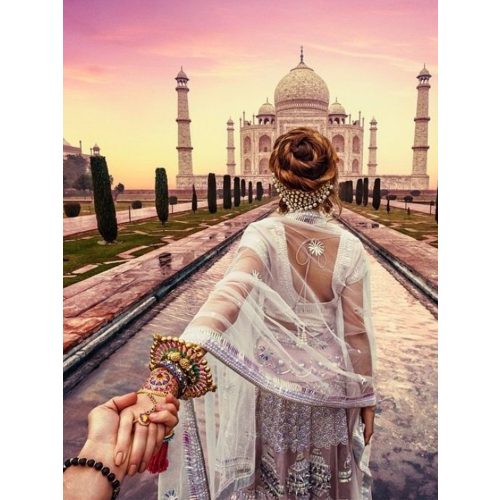 Nő a Taj Mahalnál kör alakú kreatív gyémánt kirakó 30x40