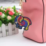 Kis elefánt gyémántszemes kirakó kulcstartók 