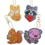 Mókus Róka malac mosómedve 4 db-os gyémántszemmel díszíthető kulcstartók 