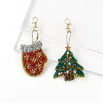 Karácsonyfás kesztyűs gyémántszemmel kirakható kulcstartók