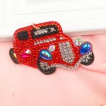 Kis autós kulcstartó gyémántszemes kirakó