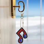 Hangjegy violinkulcs gyémántszemmel kirakható kulcstartók