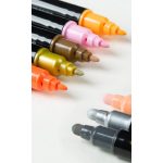 Akril filctoll készlet 84 színű tollal