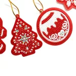 Piros fehér Karácsonyfa Díszek gyémántszemes kirakó