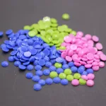 Kör alakú meglepetés színű gyémántszemek 10 csomag 