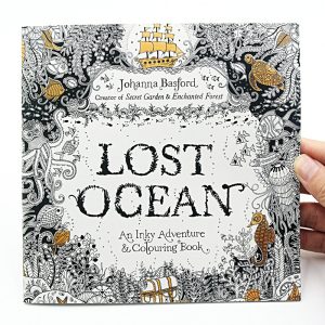 Johanna Basford Elveszett Óceán – Felnőtt színező könyv angol borítóval Johanna Basford Elveszett Óceán – Felnőtt színező könyv angol borítóval