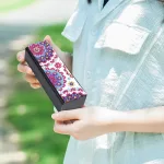 Mandala mintás fehér hátterű szemüvegtartó gyémántszemes kirakóval 