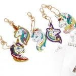 Unikornis gyémántszemmel kirakható kulcstartók