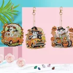 Játékos Halloween gyémántszemmel kirakható kulcstartók