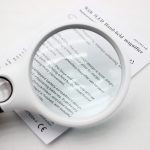 LED lámpás nagyító gyémántszemes kirakóhoz 