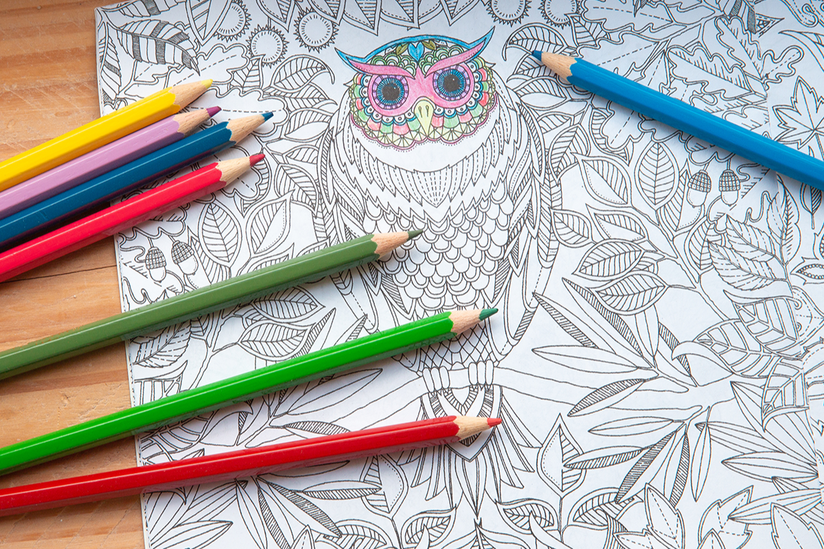 Mi „értelme” a felnőtt színezőknek?