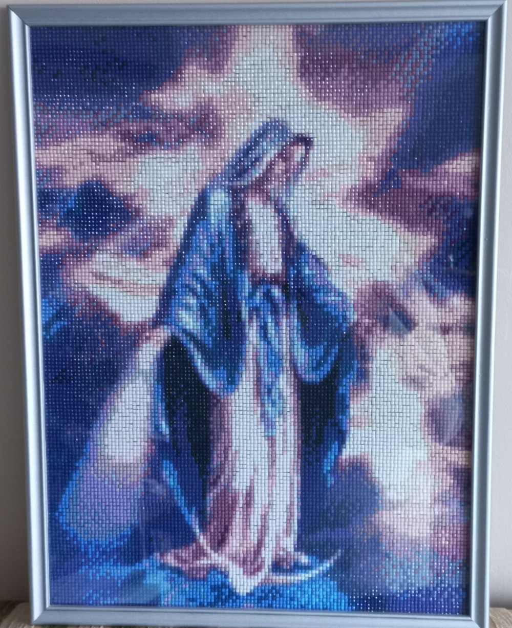 Szűz Mária  kör alakú kreatív gyémánt kirakó 30x40
